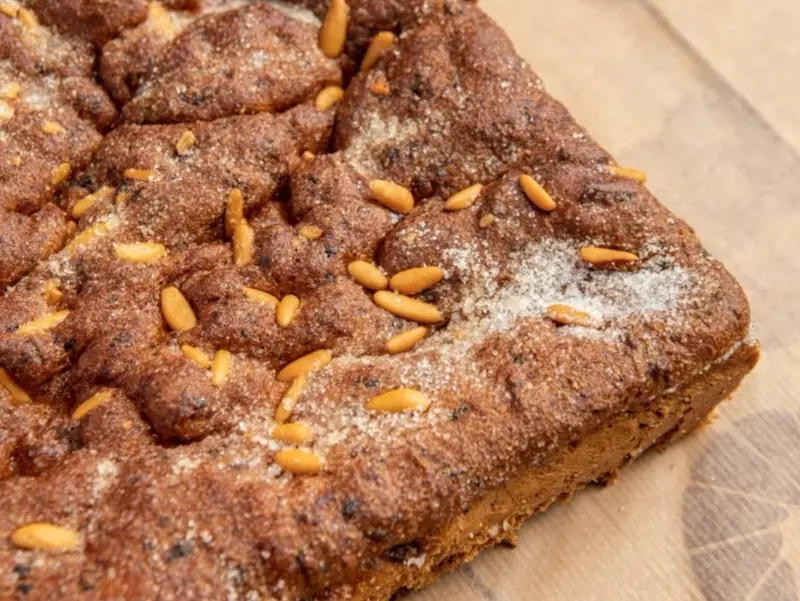 Coca de Llardons 400 gr - Can Carbasseres