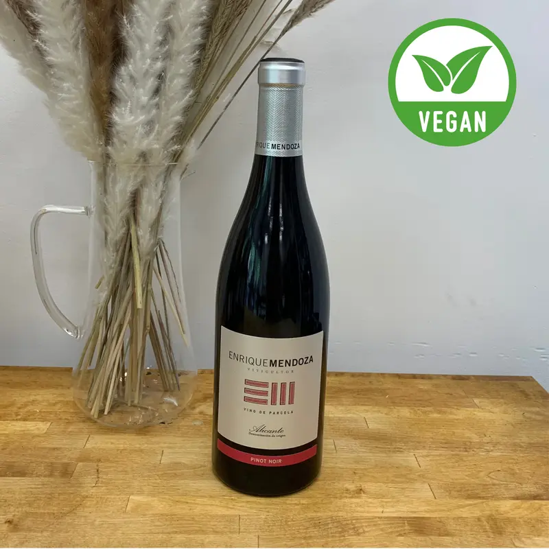 ENRIQUE MENDOZA PINOT NOIR